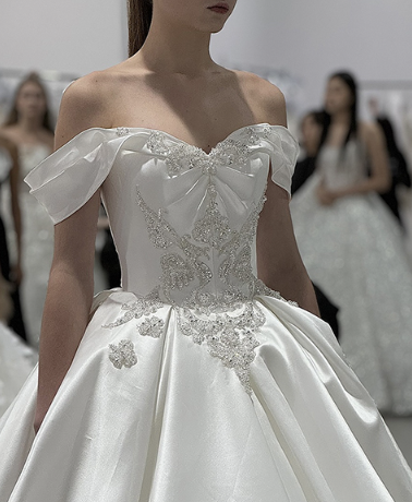 대전 NC백화점 대형 웨딩박람회 행사장 내부 전경 및 참관객 모습