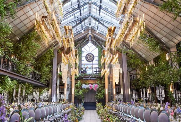 청주 에이스웨딩 박람회 행사장 내부 전경 및 참관객 모습